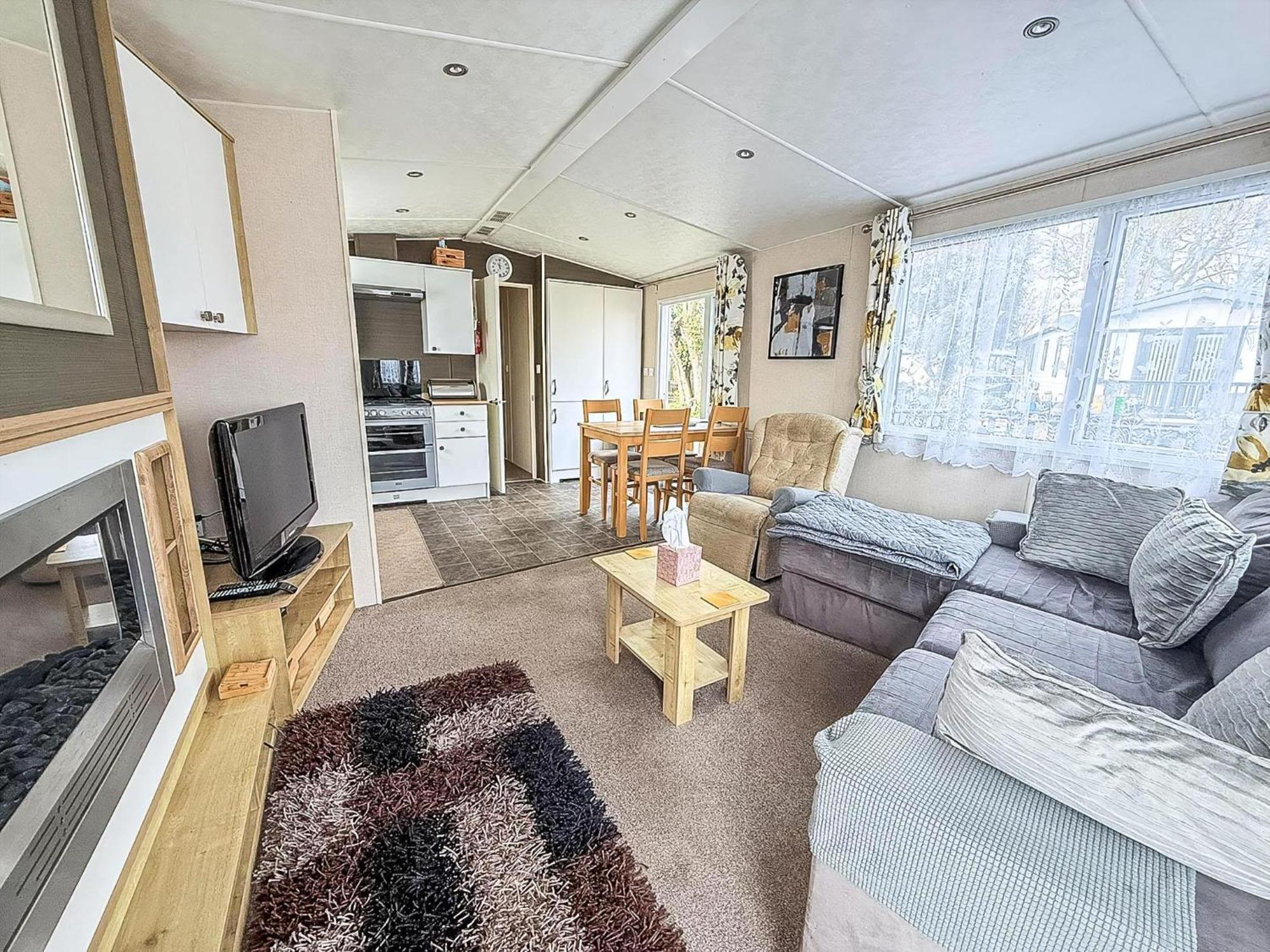 Brilliant Caravan With A Partial Sea View In Suffolk Ref 32026Az Lowestoft Buitenkant foto